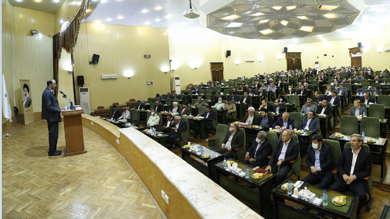نبود مشکل در تامین آب و برق آذربایجان شرقی