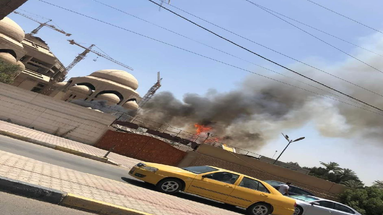 آتش سوزی در مسجدی در بغداد + تصاویر