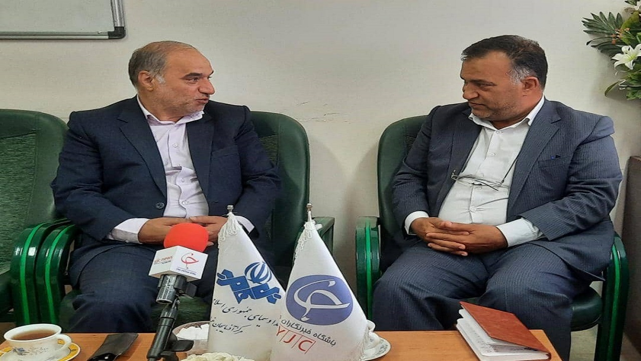 نفش رسانه بی بدیل است