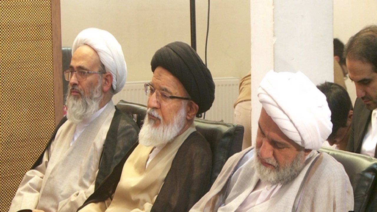 همایش ملی فقه نظام ساز در قم برگزار شد