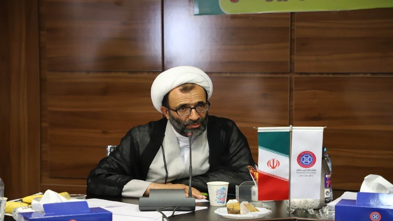 برای ایجاد دانشگاه بین المللی در کردستان تلاش می‌کنیم