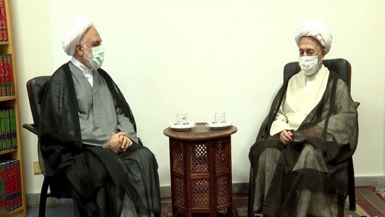 رئیس دستگاه قضا با آیت الله سبحانی دیدار کرد