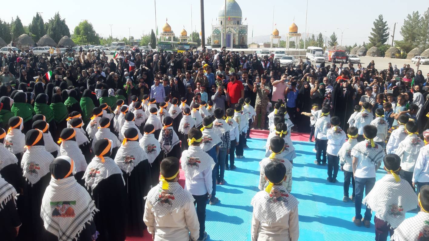 برگزاری همایش پیاده روی خانوادگی در بخش چترود