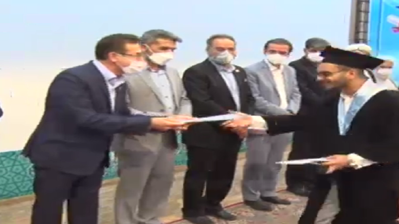 جشن دانش آموختگی دانشجویان علوم پزشکی سمنان