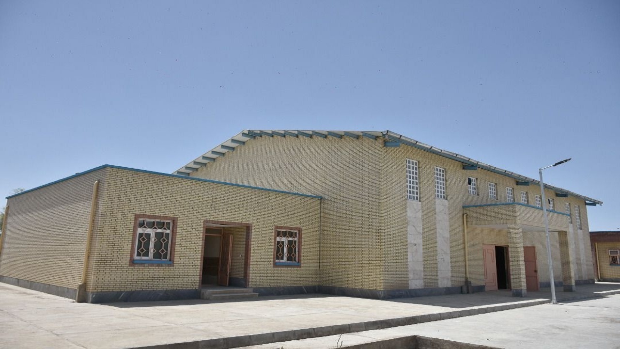 نهضت ساخت مدرسه در سیستان و بلوچستان تمامی ندارد