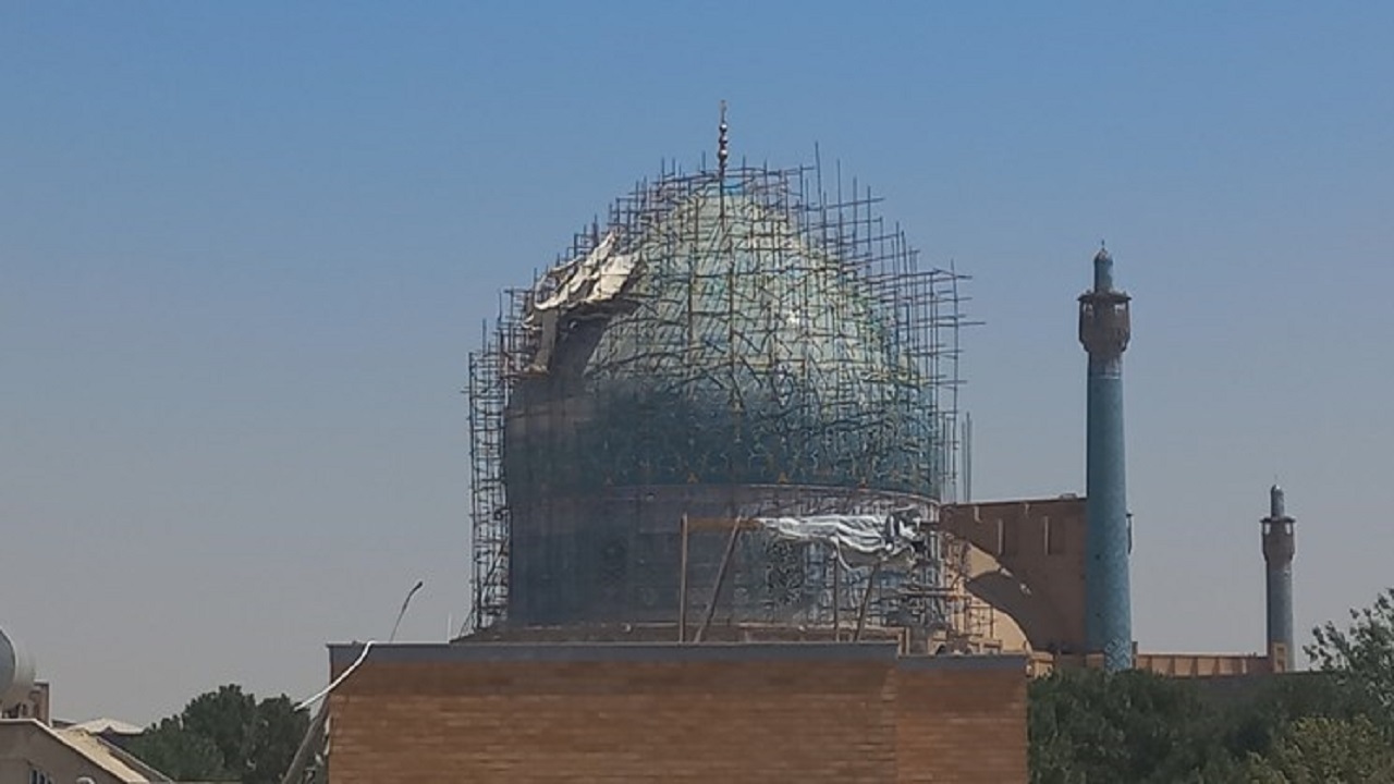 علت تاخیر در بازگشایی داربست‌های گنبد مسجد امام (ره) اعلام شد