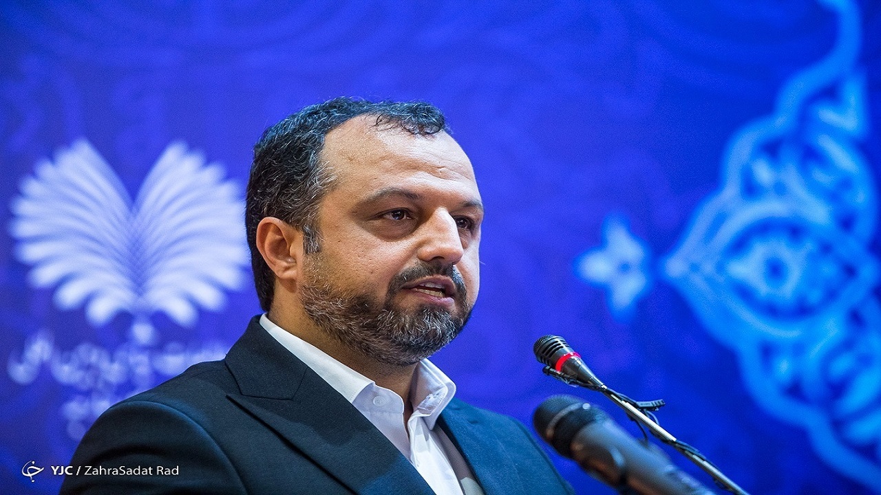 بسیاری از واردات توسط شرکت بازرگانی دولتی صورت می گیرد