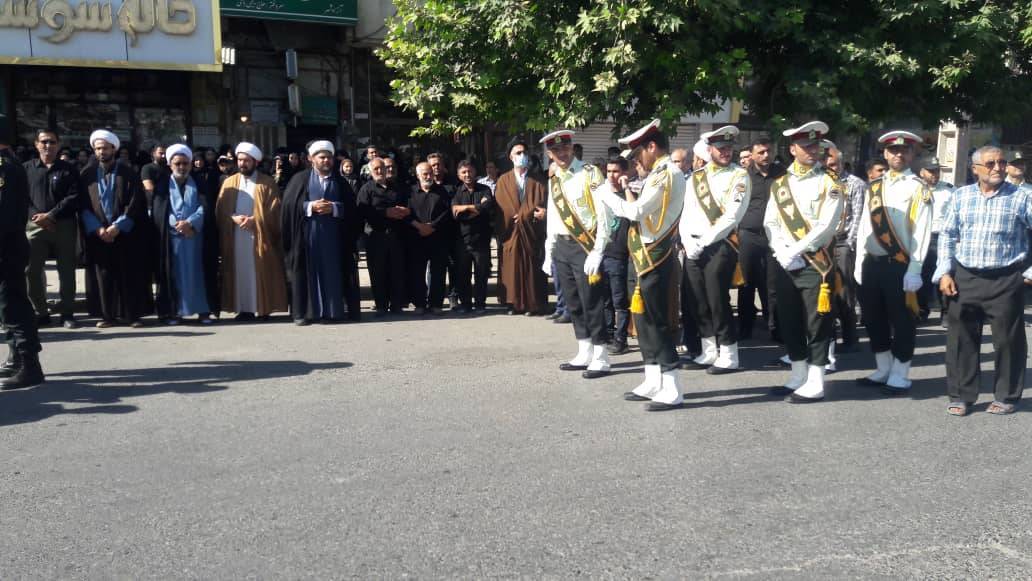 مراسم تشیع شهید مدافع امنیت در آزادشهر برگزار شد مراسم تشیع شهید مدافع امنیت در آزادشهر برگزار شد