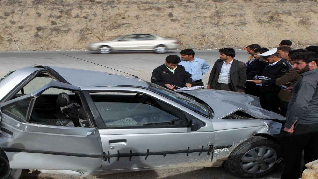 انحراف خودروی پژو مرگ عابر پیاده را در پی داشت