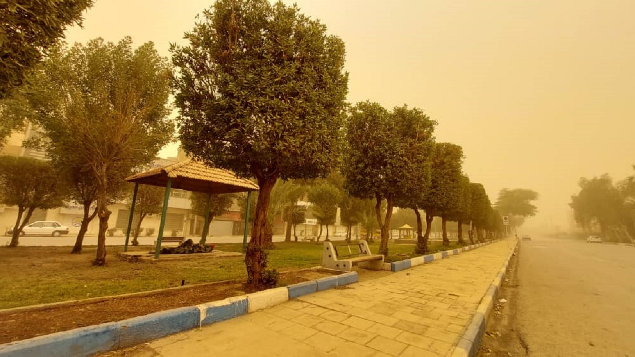 آبادان و خرمشهر همچنان خاکی است