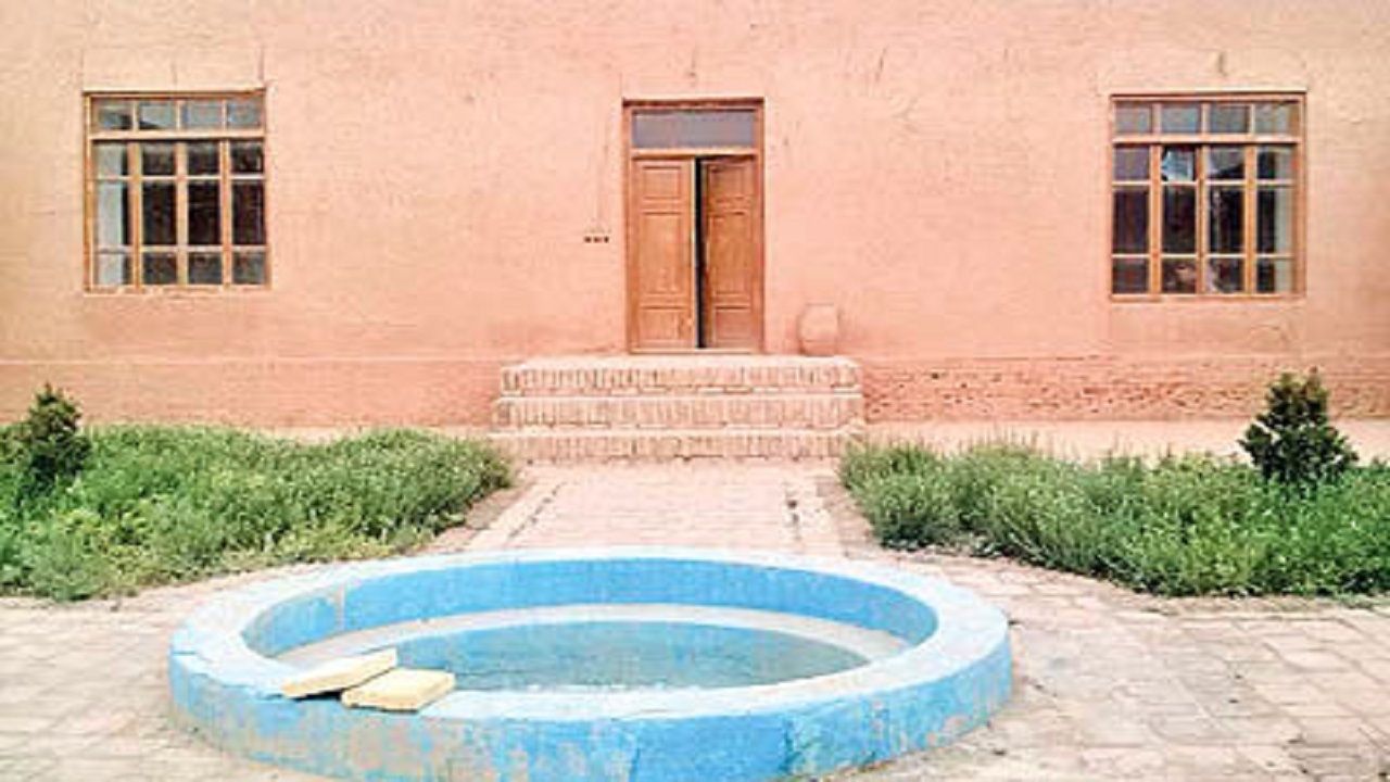 تخریب خانه قدیمی استاد کمال الملک