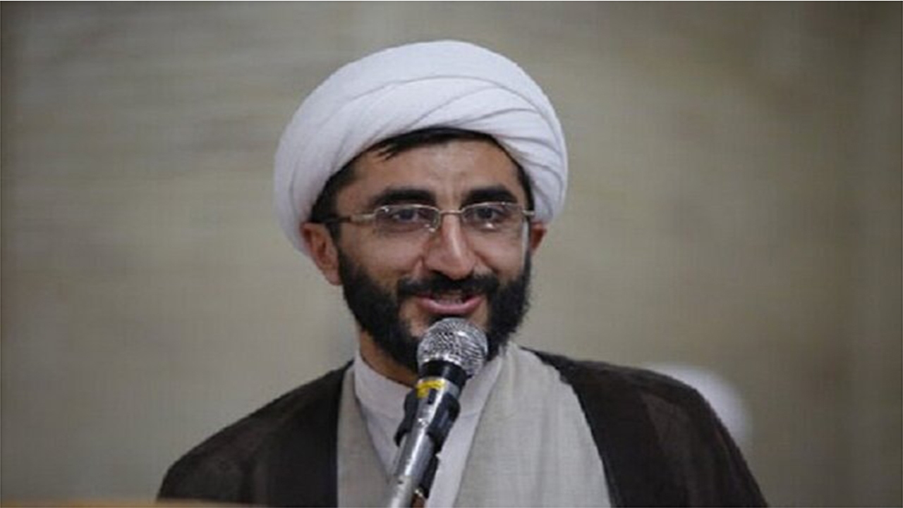 دشمن امروز در حال توطئه برای کیان اسلام و انقلاب است
