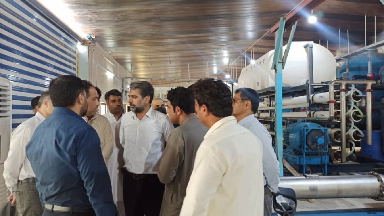 آب شرب روستای پسابندر از آب‌شیرین‌کن تا پایان خرداد تأمین می‌شود