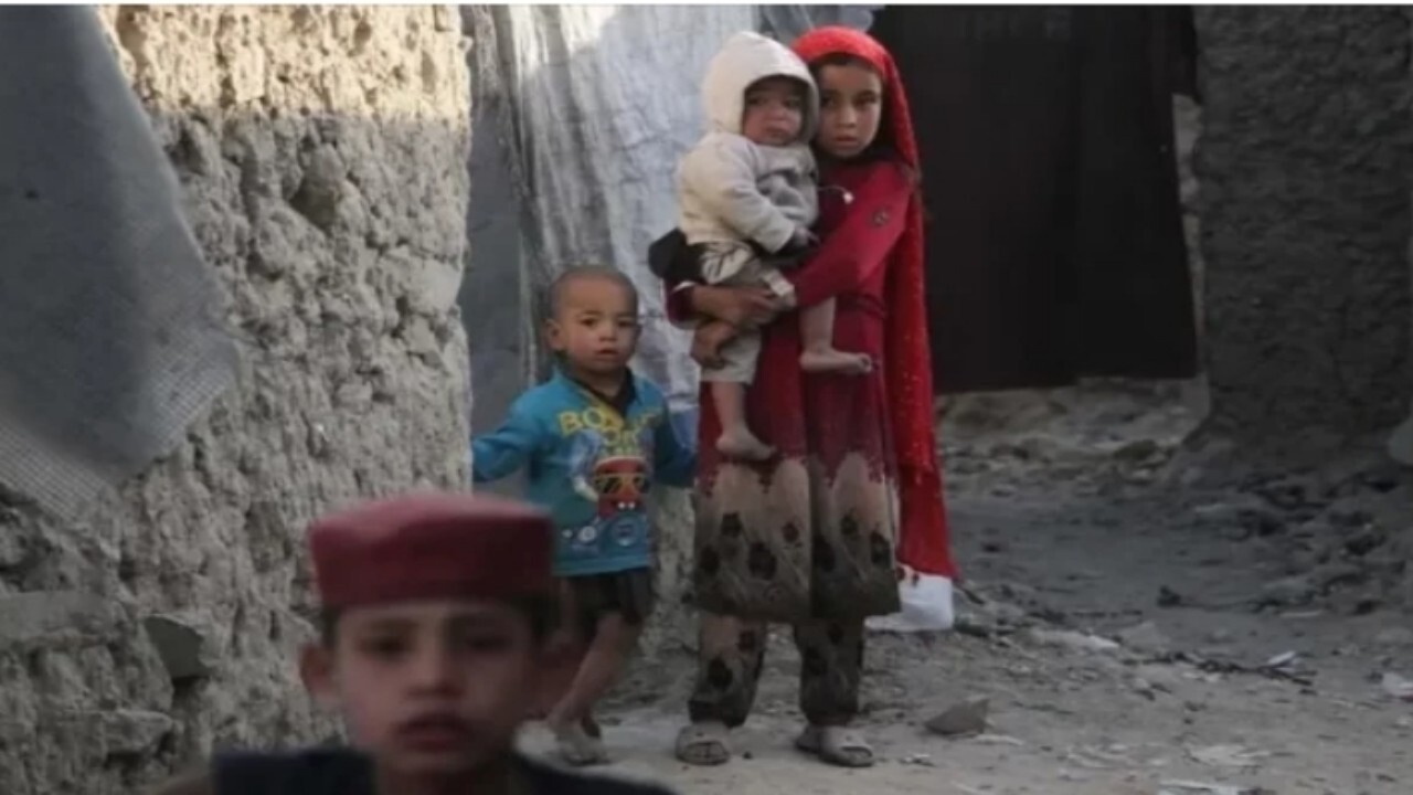 یک میلیون کودک در افغانستان دچار سوءتغذیه حاد هستند