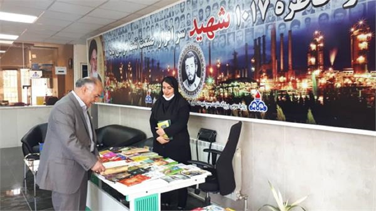 برگزاری نمایشگاه کتاب در ادارات و سازمان‌های شهر سنندج