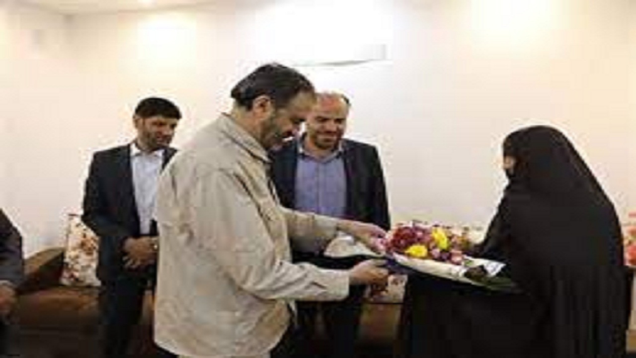 دیدار با خانواده شهید سیف الله خدابنده