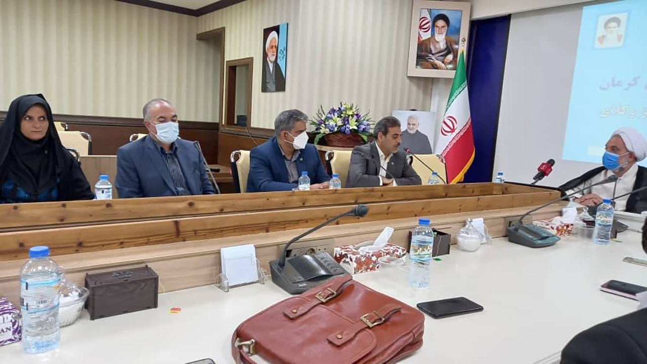 عضویت ۸۰۰ نفر در مرکز وکلای قوه قضائیه کرمان