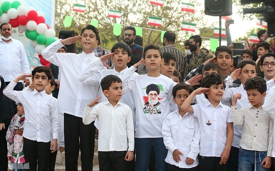 اجتماع بزرگ سلام فرمانده در اوج شکوه و امنیت برگزار شد