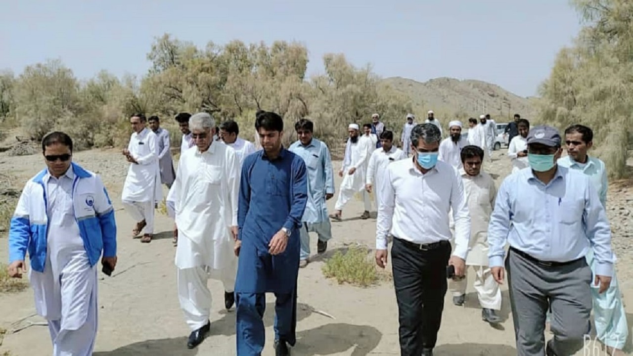 مشکل آب برخی از مناطق نیکشهر بزودی حل خواهد شد