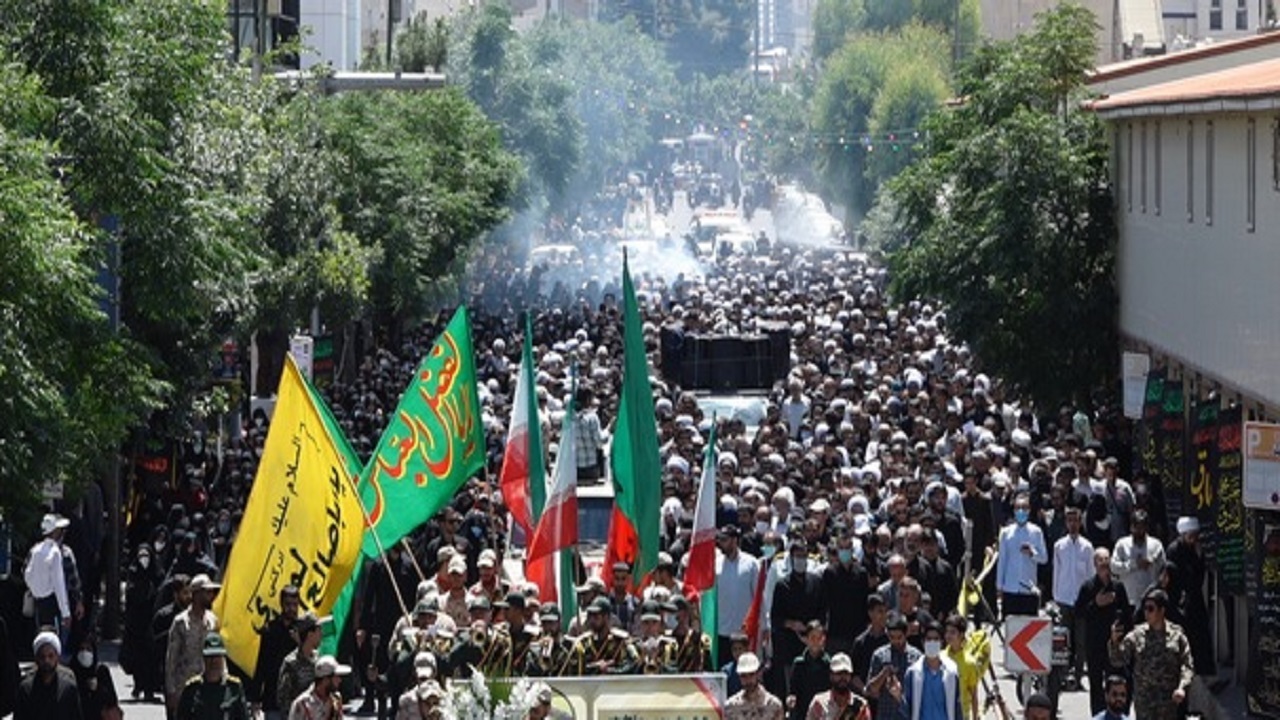 تشییع و خاکسپاری پیکر شهید مصطفی نامور در قم