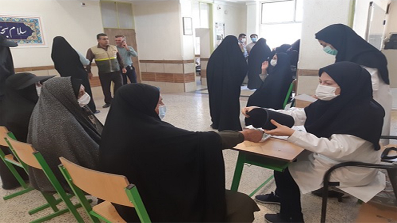 ارائه خدمات رایگان با مشارکت جهادگران سلامت