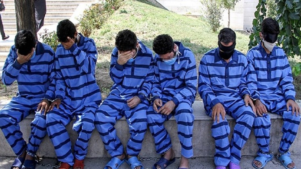 دستگیری عاملان ۱۵ فقره سرقت در چهارمحال و بختیاری