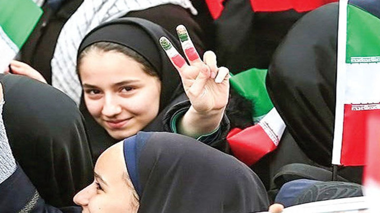 چه کنیم تا هویت ملی در نسل جدید پررنگ‌تر شود؟