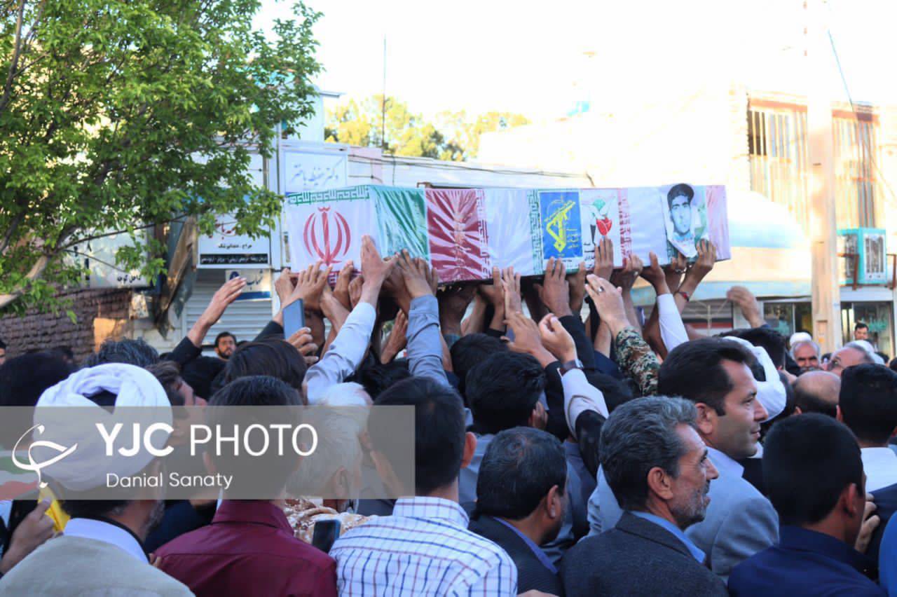 پیکر شهید عرب زوزنی در خواف تشییع شد