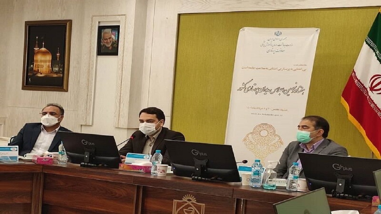 خودکفایی کشور در تامین دارو و واکسن اولویت وزارت بهداشت است