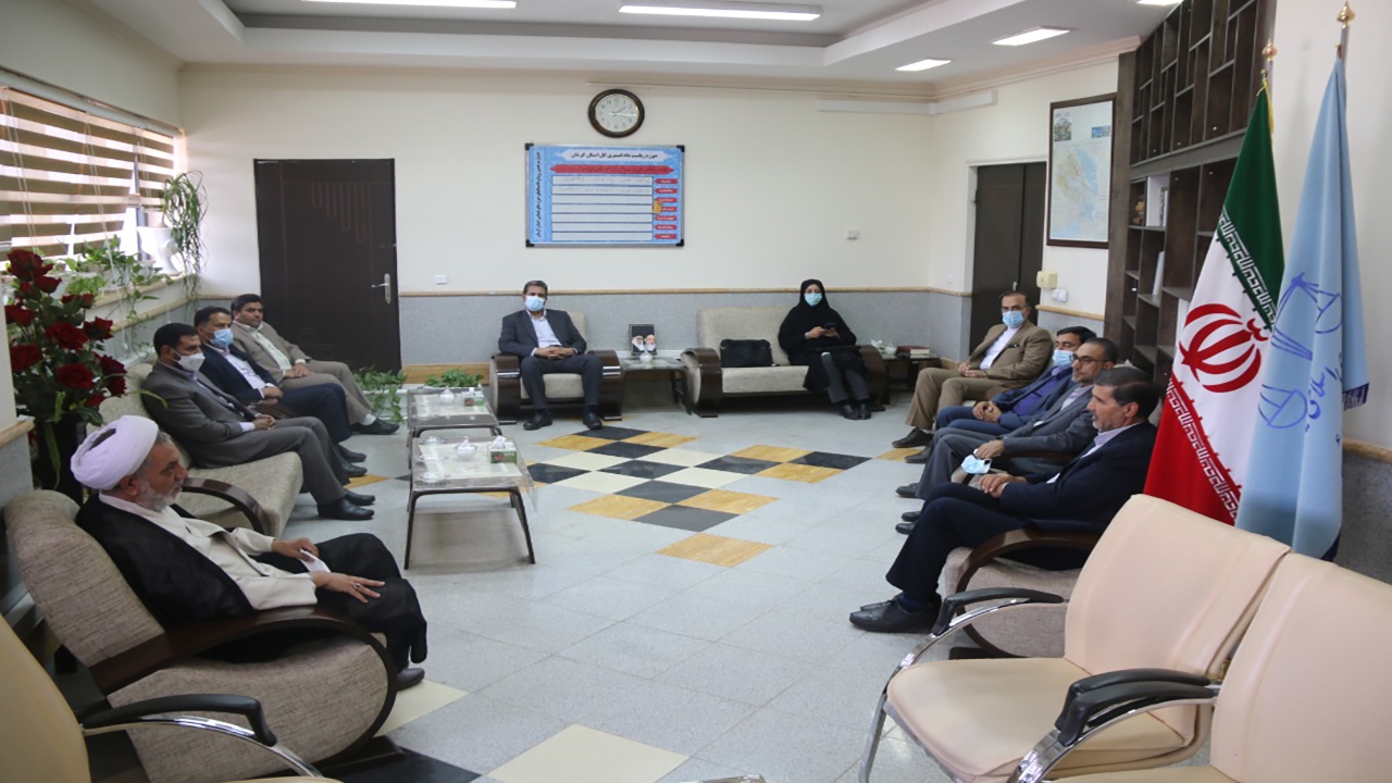 در کنار اقدامات نظارتی باید اجازه خطر پذیری مثبت به مدیران را داد