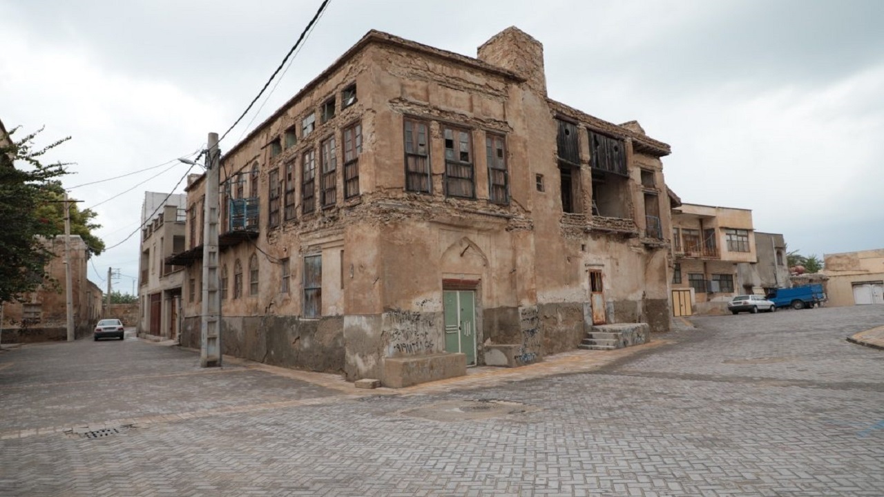 عمارت آذین در بوشهر مرمت می‌شود