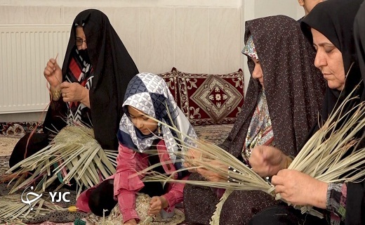 حصیربافی جلوه&zwnj;ای از فرهنگ دیار نخل و آفتاب