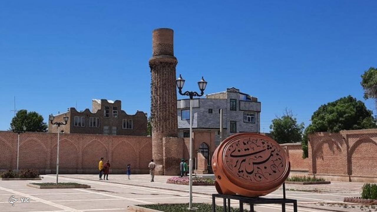 جشن گلریزان برای ساخت بارگاه شمس برگزار می‌شود