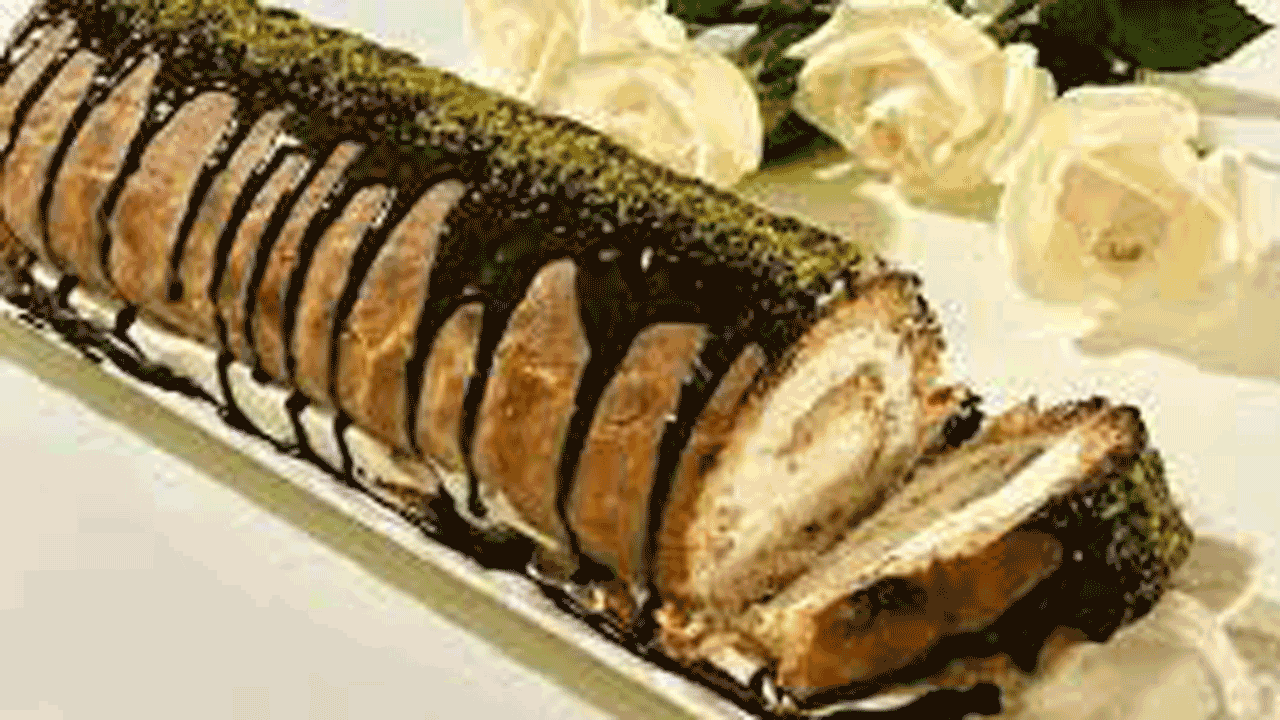طرز تهیه رولت خامه ای + فیلم