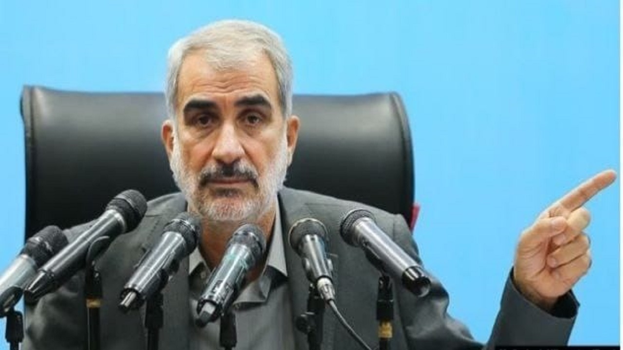 مطالب درسی که در آینده دانش آموزان تاثیری ندارند، از کتب حذف می‌شوند