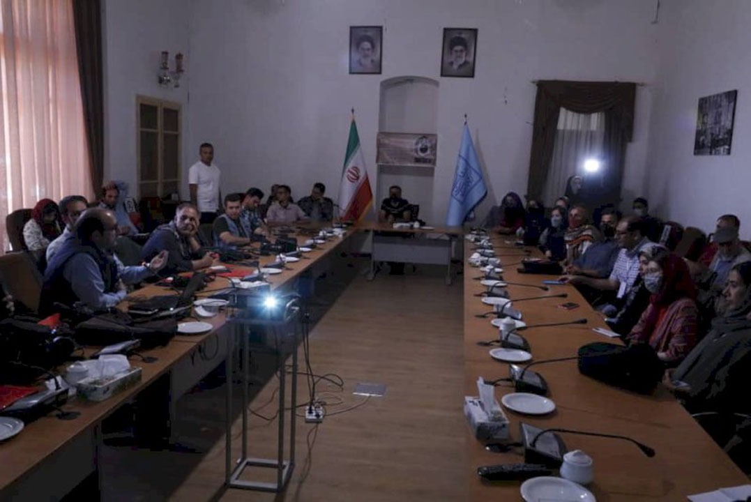 برگزاری کارگاه عکاسی در عمارت مفخم بجنورد