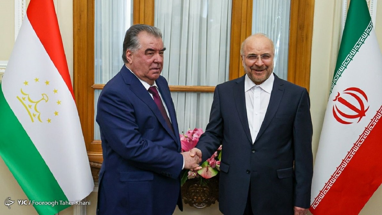 باید همکاری‌ها با تاجیکستان به بیش از یک میلیارد دلار برسد