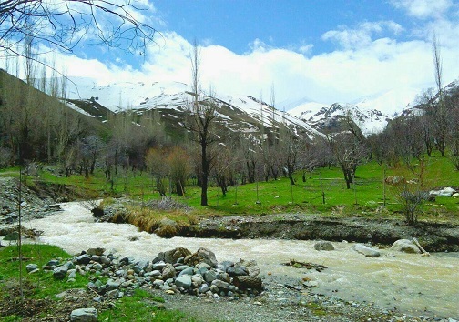 کرکبود، روستایی با بافت قدیمی و آبشاری مشهور