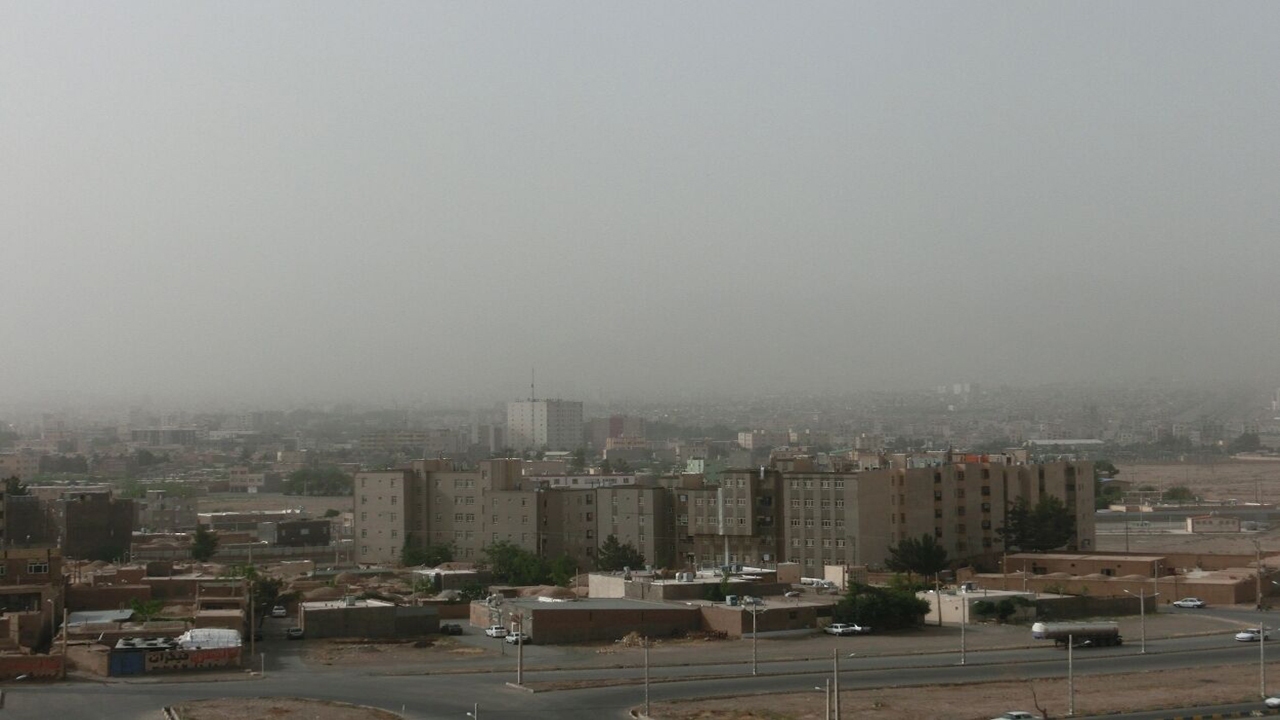 نفوذ توده جدید گرد و غبار به استان ایلام