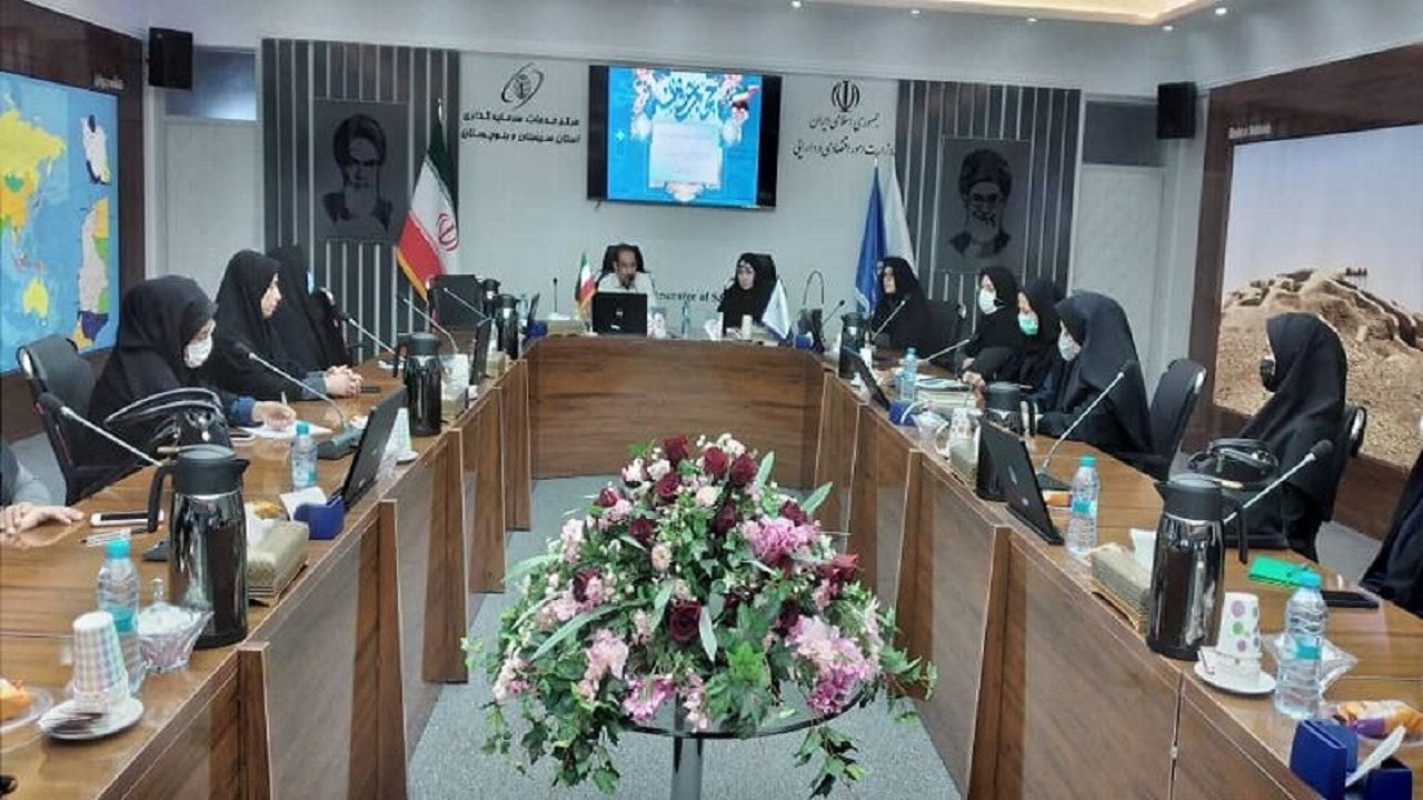 دشمن حجاب و تفکر دینی بانوان را نشانه رفته است