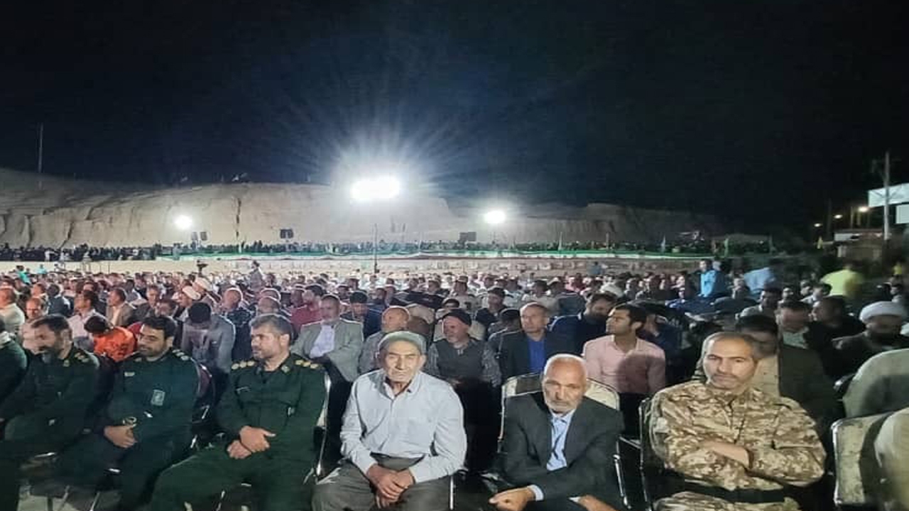 یادواره سرداران و ۴۶ شهید روستای شهید آباد فارس