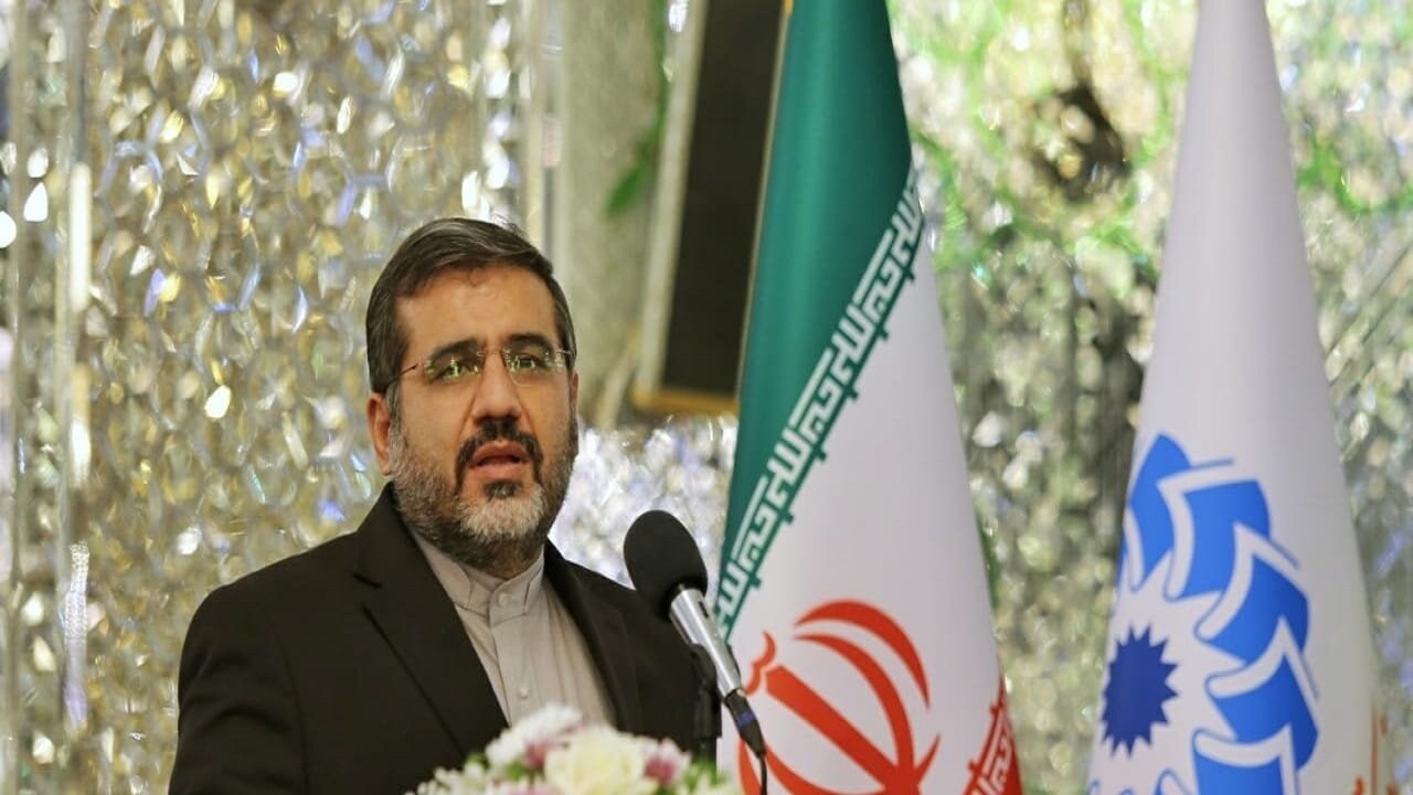 خدمتگزاری در مکتب امام خمینی (ره) افتخار دولت مردمی است