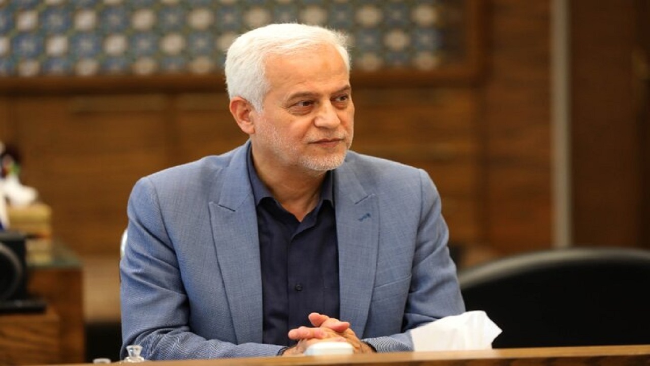 حذف امضاهای طلایی و واسطه‌گری‌ها با ارائه خدمات هوشمند در اصفهان