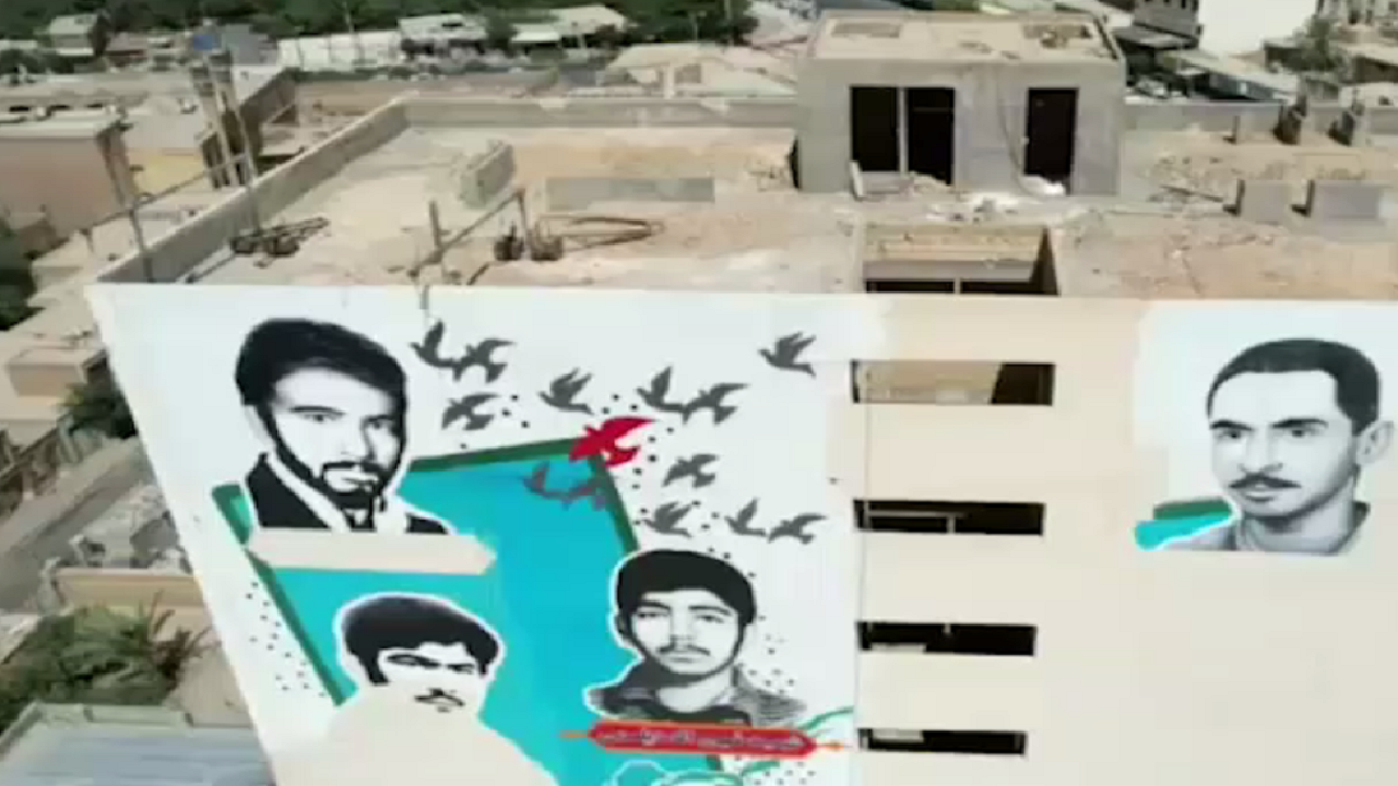 رونمایی از دیوار نگاره شهدا در گرمسار