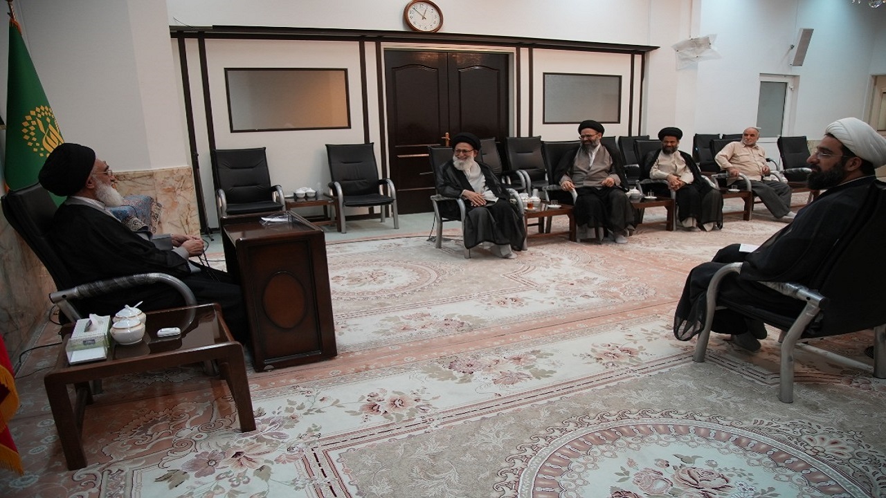 دیدار فرزندان مرحوم آیت الله علوی گرگانی با تولیت حرم بانوی کرامت