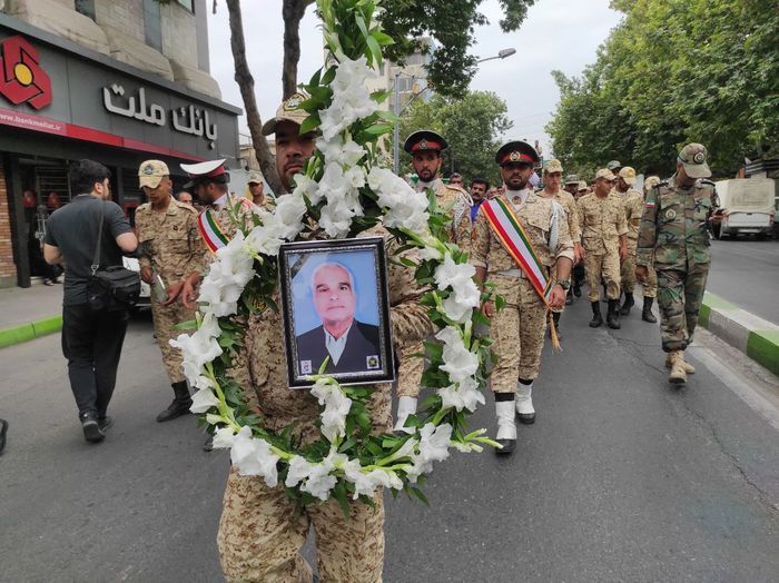 تشییع پیکر شهید &laquo;داود ادبیان&raquo; بر دستان مردم قدردان گرگان