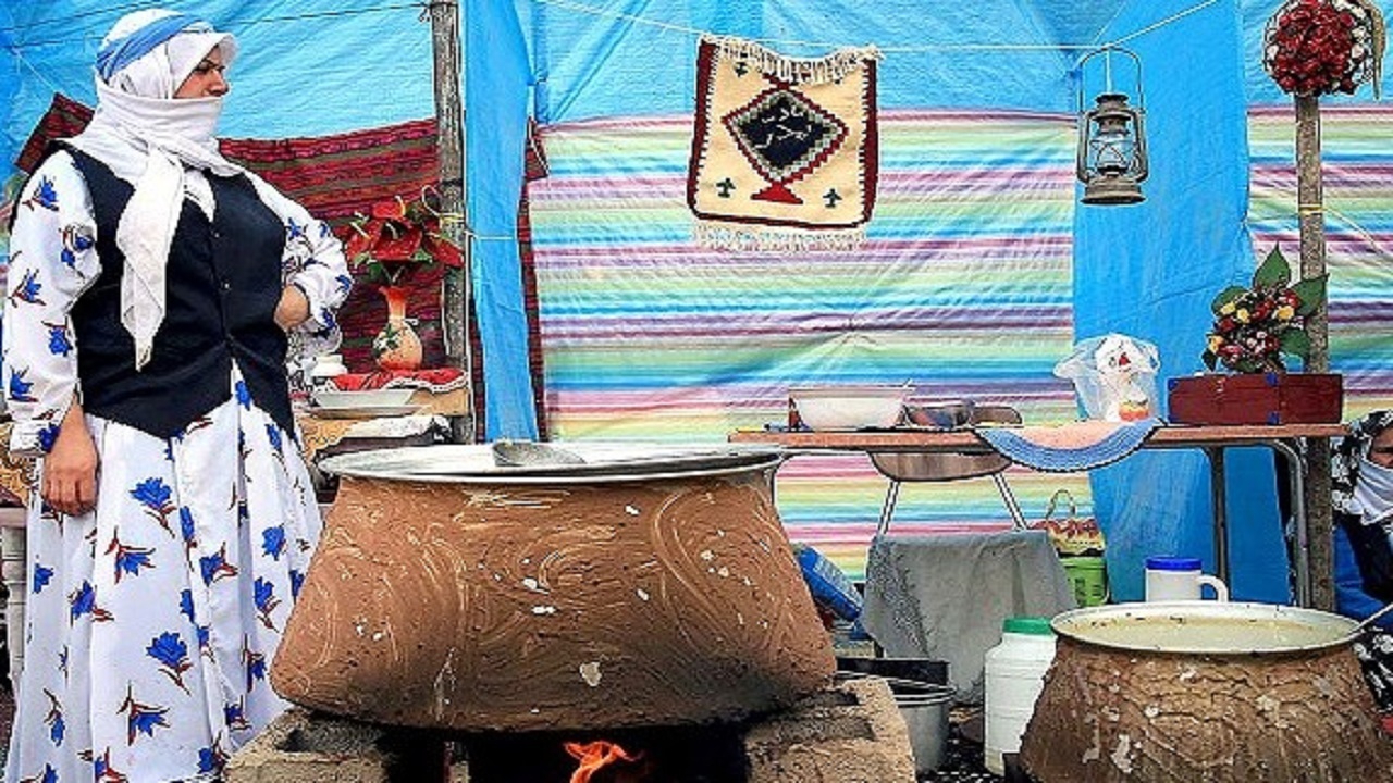 پانزدهمین جشنواره ملی آش و غذا‌های سنتی نیر برگزار می‌شود