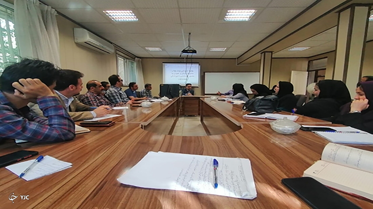 برگزاری دوره آموزشی کنترل و پیشگیری از بیماری دامی در مهاباد