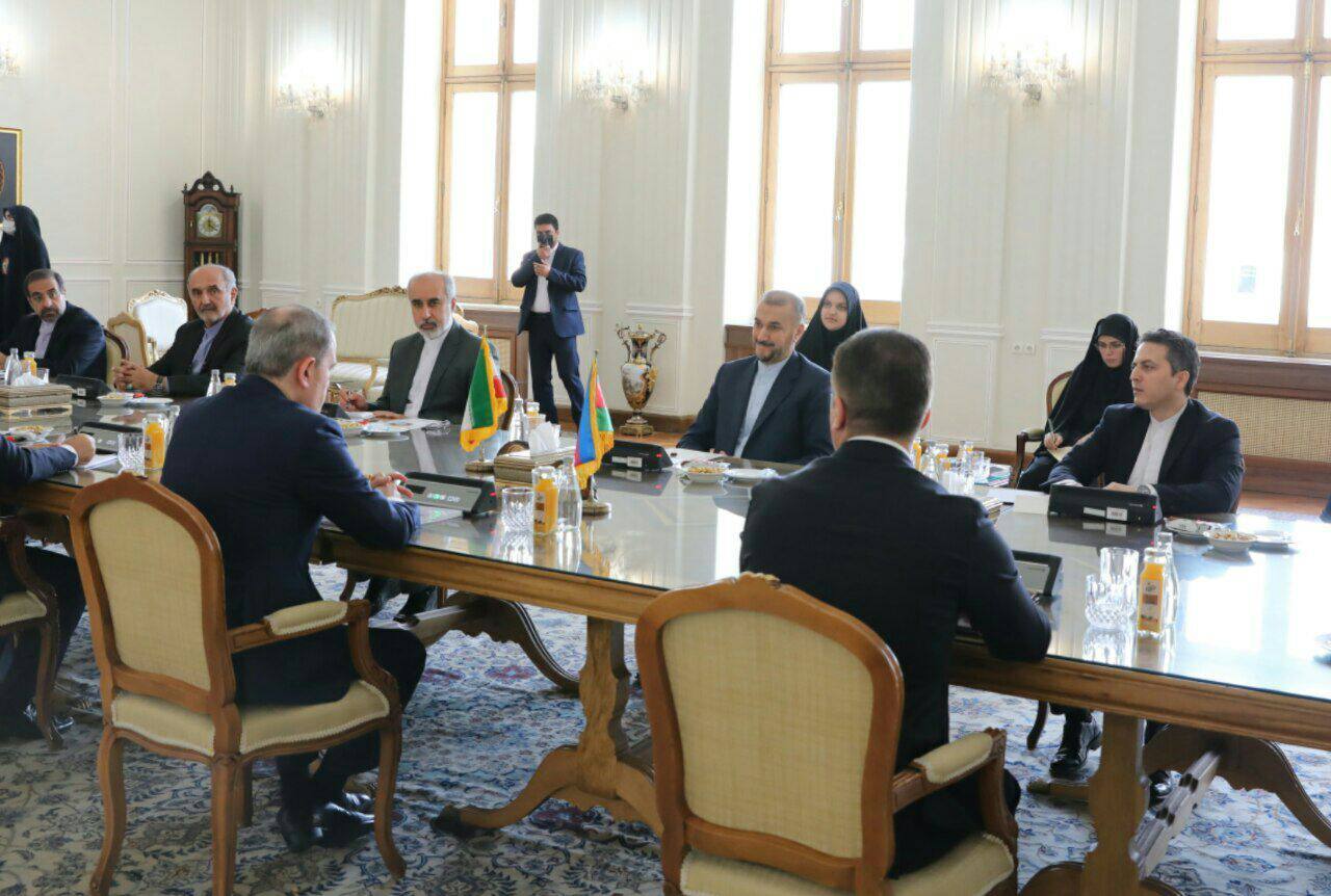 امیرعبداللهیان: تهران و باکو از مرحله سوءتفاهم‌ها عبور کرده‌اند/ جیحون بایرام‌اف: خواهان عادی سازی روابط با ارمنستان هستیم