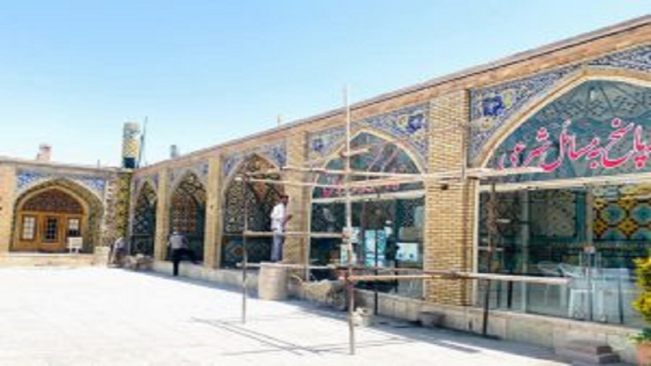 آغاز مرمت رواق‌های آستان مقدس امامزاده‌حسین (ع)